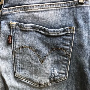 Levi’s high rise skinny jeans.